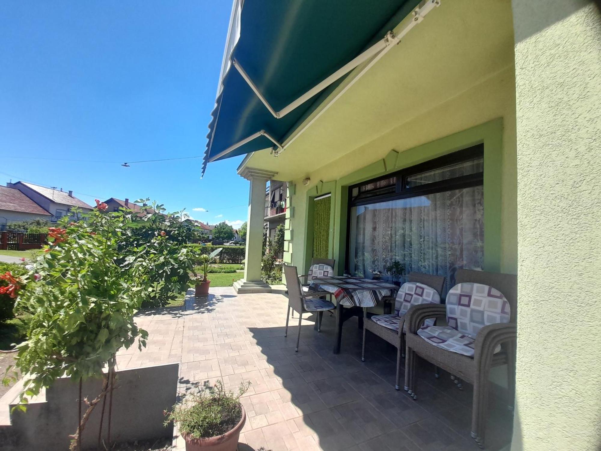 Kolonija Apartment
